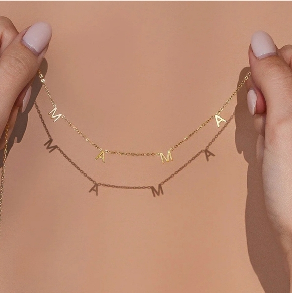 ✨ Gold “MAMA” Letter Necklace ✨ - Picture 5 of 5